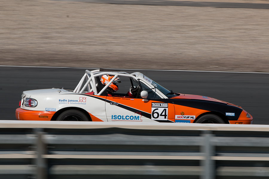 EOS 70D__2022_04_16_00055641