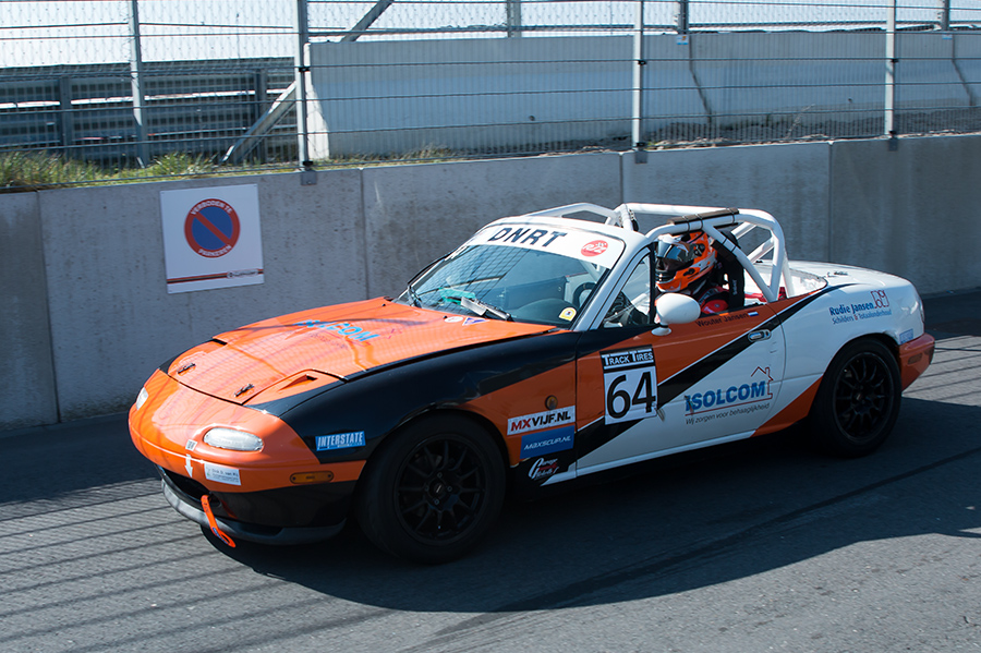 EOS 70D__2022_04_16_00055030