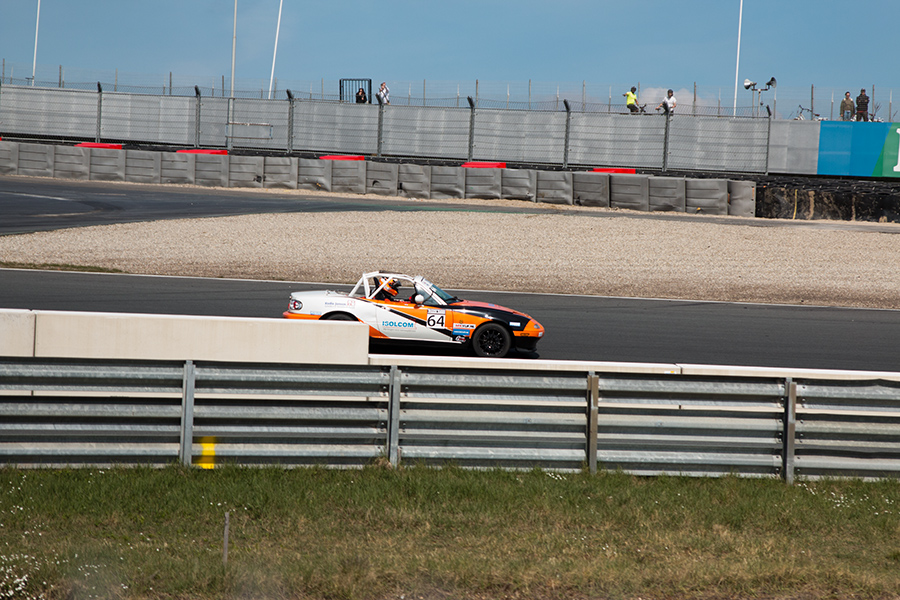 EOS 70D__2022_04_16_00055400